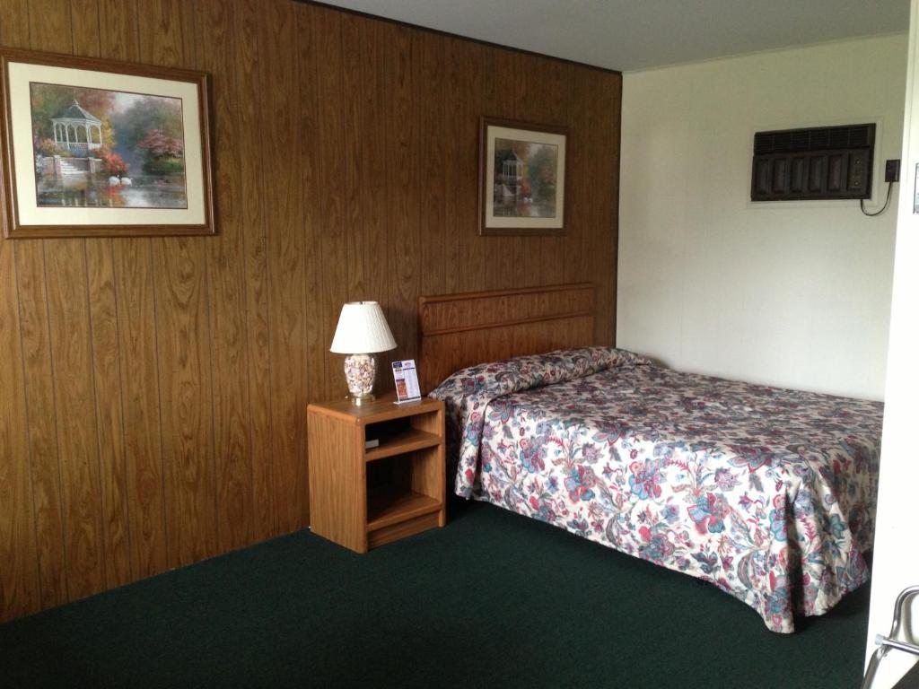 Capri Motel Макино Сити Стая снимка