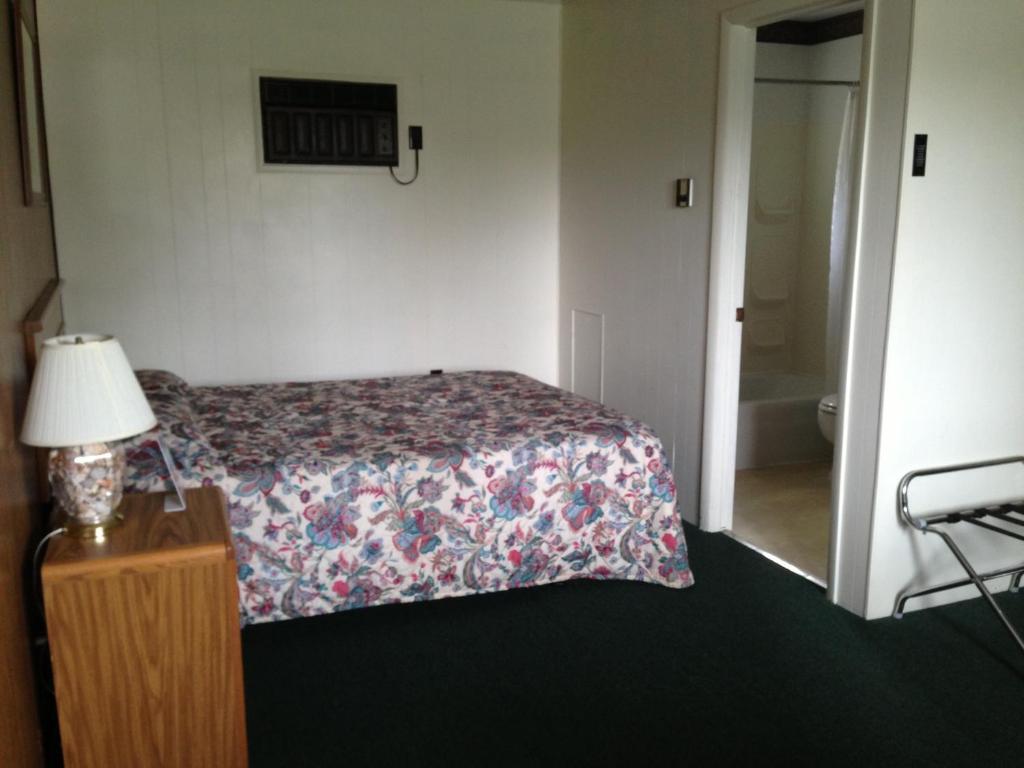 Capri Motel Макино Сити Стая снимка